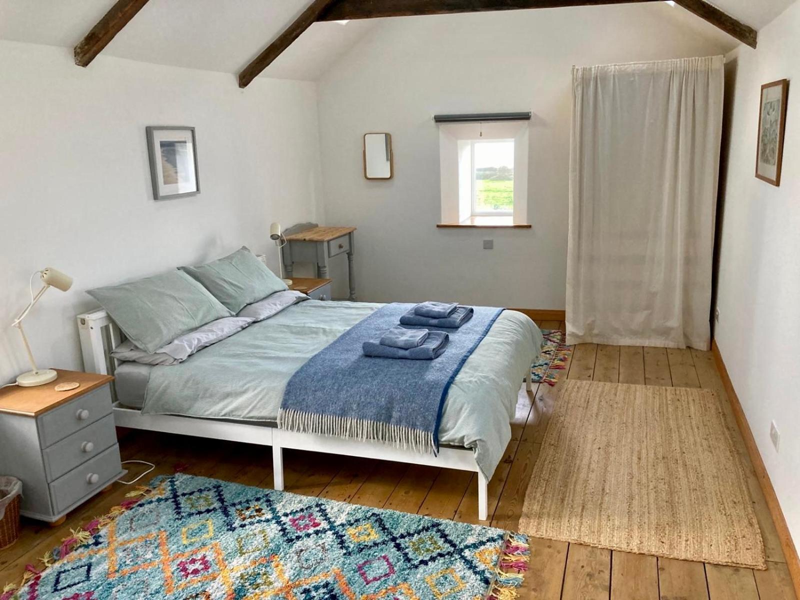 Spacious two bedroom barn conversion St Ives Exterior foto
